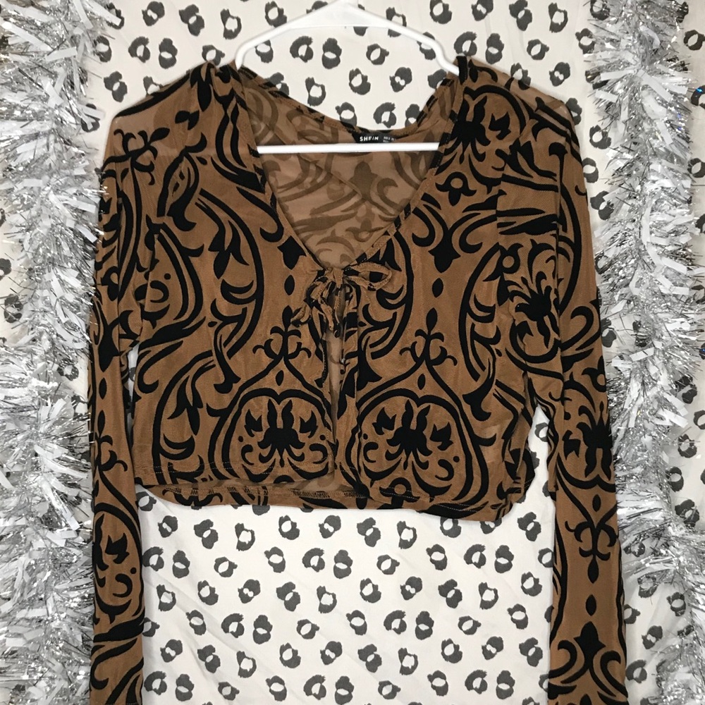 Brown trendy shirt 🤎